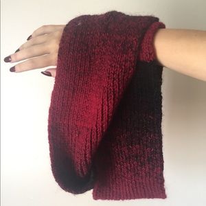 Black and Red Knit Infinity Scarf